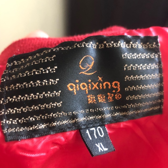 Red spring jacket - Picture 3 of 4